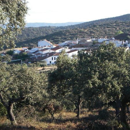 Gasthaus Casa Rural El Trillo El Alcornocal Exterior foto